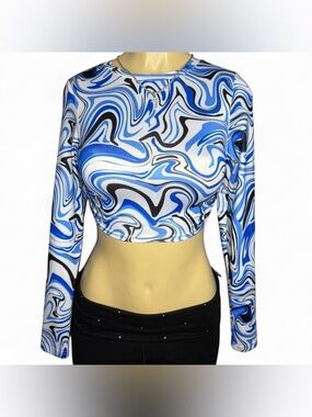 Y2k blue and white longsleeve crop top w open back